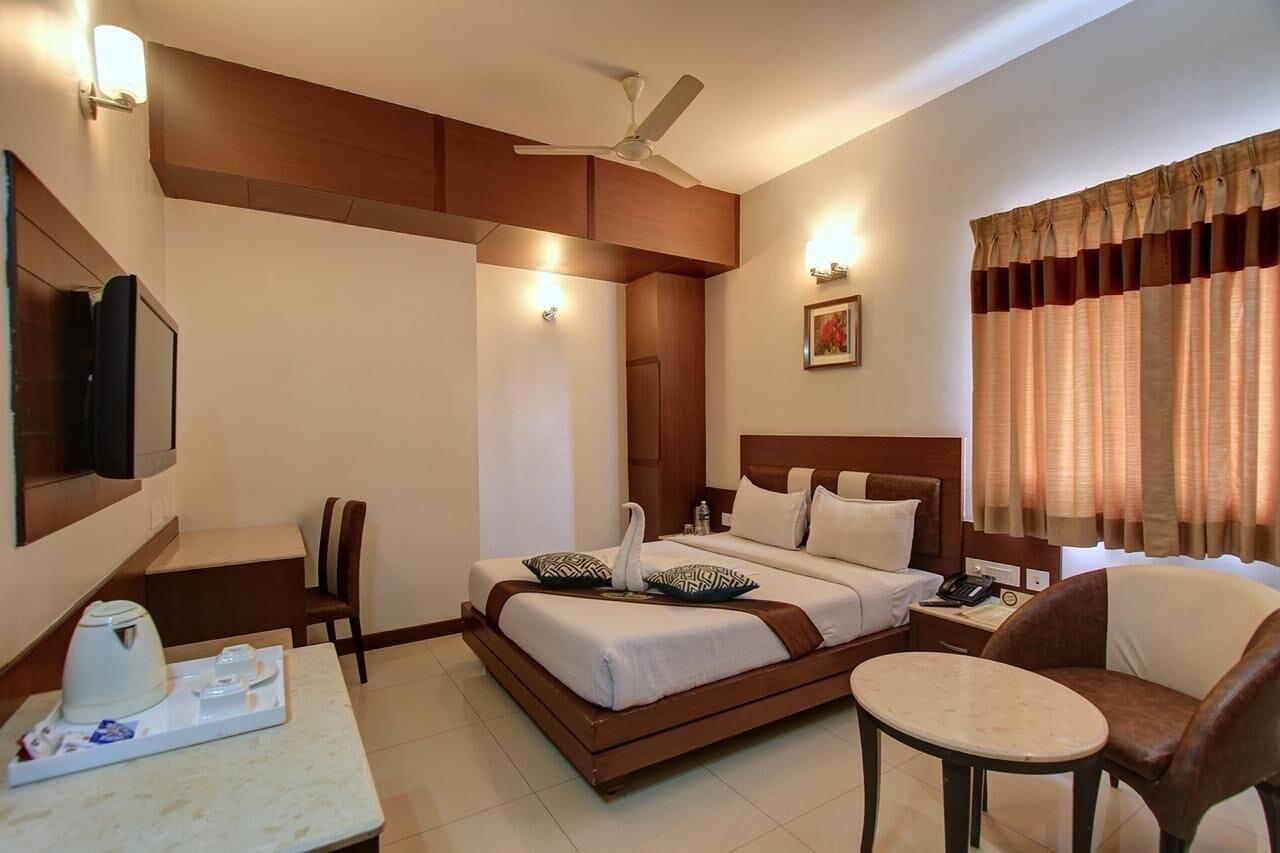 Hotel Prince Gardens Coimbatore Exterior foto