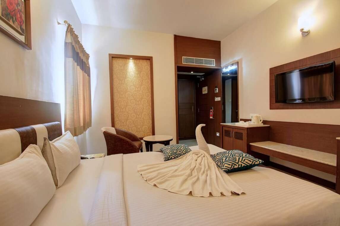 Hotel Prince Gardens Coimbatore Exterior foto