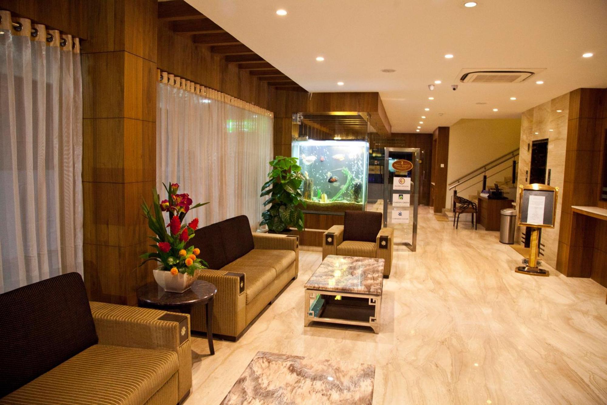 Hotel Prince Gardens Coimbatore Exterior foto