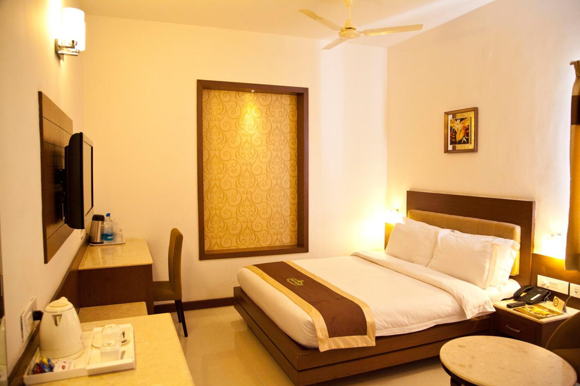Hotel Prince Gardens Coimbatore Exterior foto