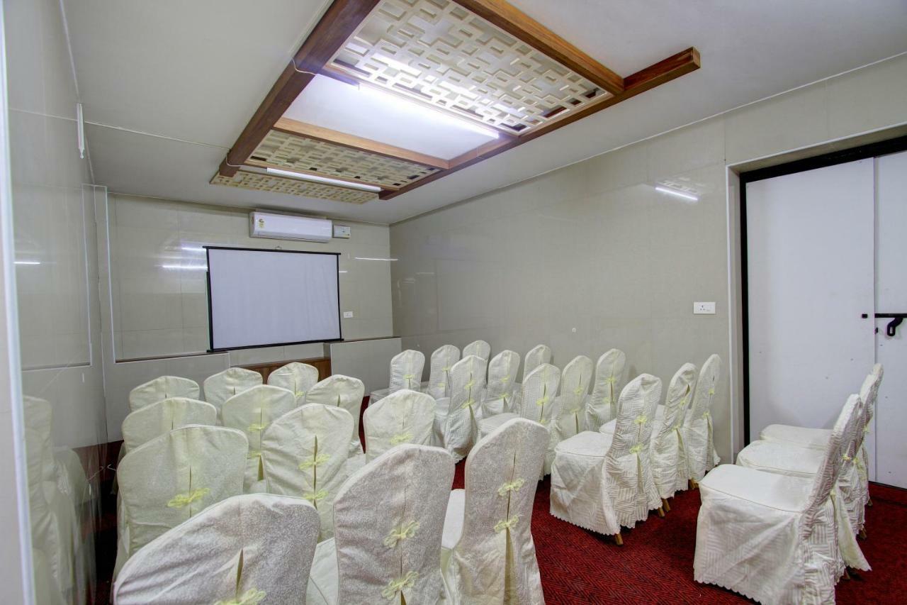 Hotel Prince Gardens Coimbatore Exterior foto