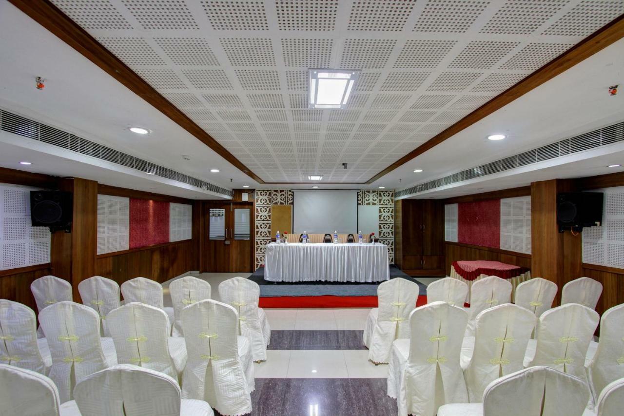Hotel Prince Gardens Coimbatore Exterior foto